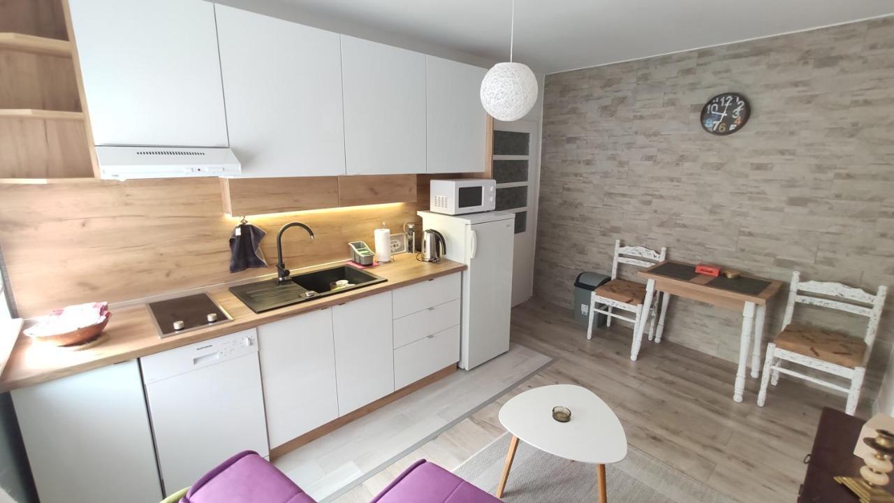 Cozy, Nice & Quiet Apartment Lucky Sarajevo - Free Public Parking المظهر الخارجي الصورة