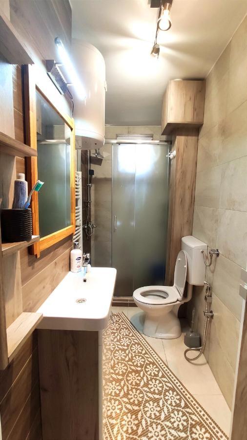 Cozy, Nice & Quiet Apartment Lucky Sarajevo - Free Public Parking المظهر الخارجي الصورة