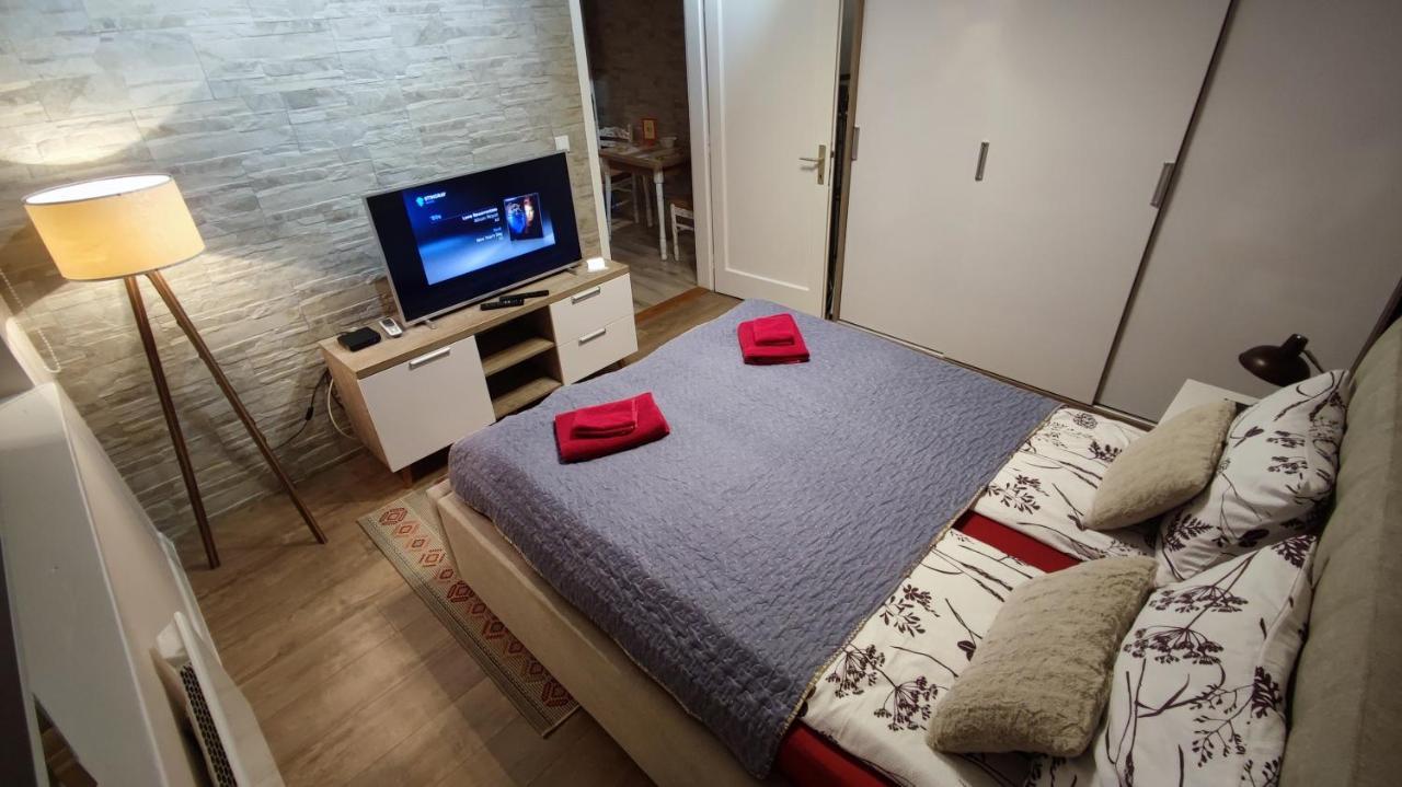 Cozy, Nice & Quiet Apartment Lucky Sarajevo - Free Public Parking المظهر الخارجي الصورة
